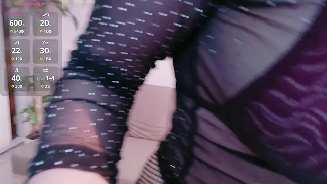 Zara Fire online show from 03/24/26, 08:36