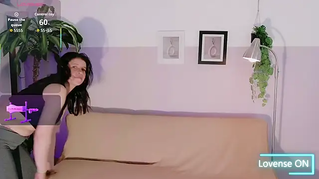 Zara Fire online show from 03/30/26, 08:54