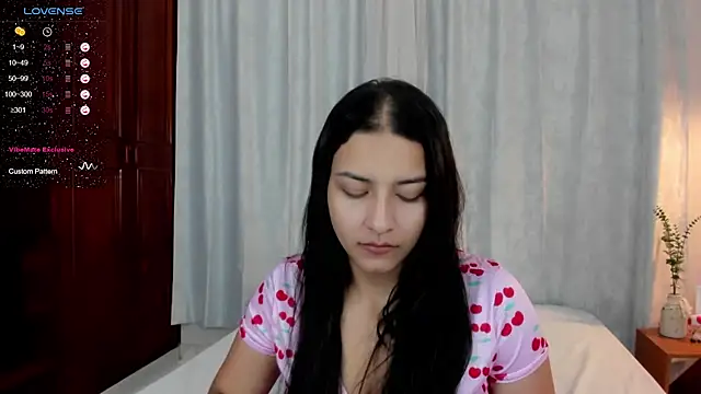 sweet aura31 online show from 04/15/26, 08:42