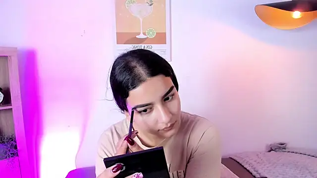 sweet aura31 online show from 05/18/26, 08:14