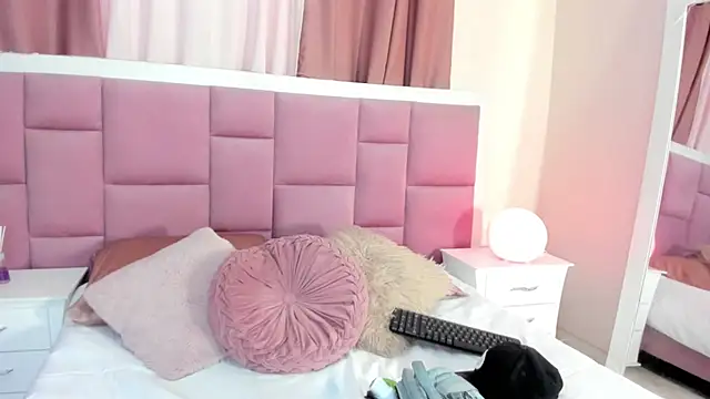 sweet aura31 online show from 06/01/26, 08:21