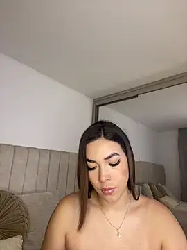 Snapshot of DannaMarshall chatting on 03/20/26, 11:04 DannaMarshall online show from 03/20/26, 11:04