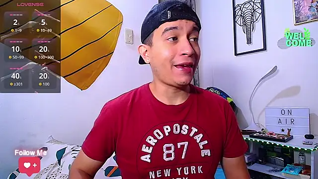 Snapshot of Max_Parkerr chatting on 03/31/26, 02:50 Max Parkerr online show from 03/31/26, 02:50