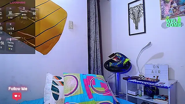 Snapshot of Max_Parkerr chatting on 04/11/26, 02:21 Max Parkerr online show from 04/11/26, 02:21