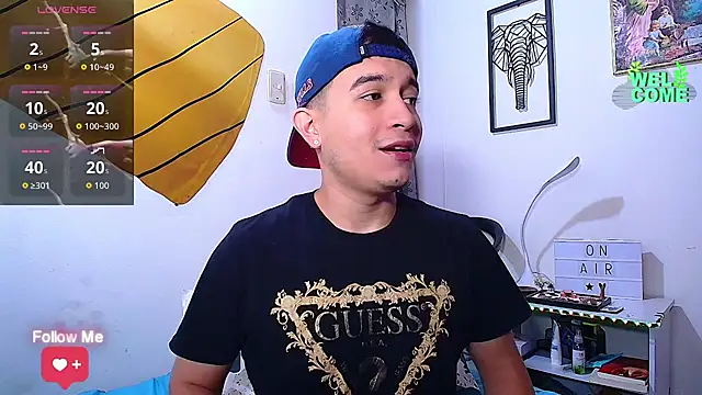 Snapshot of Max_Parkerr chatting on 04/12/26, 03:50 Max Parkerr online show from 04/12/26, 03:50