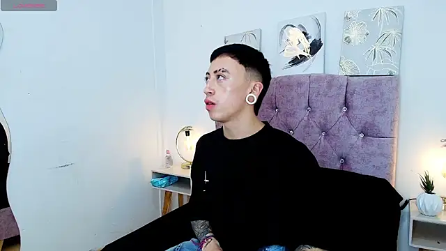 Yoshua Smith online show from 04/10/26, 08:02