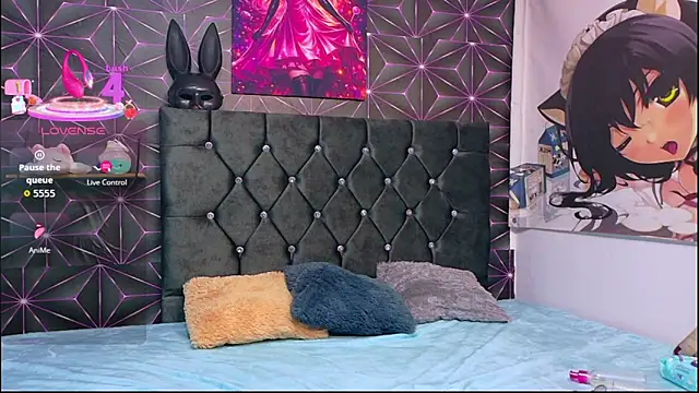 AryahMoonn online show from 04/04/26, 03:27