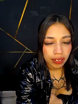 AryahMoonn online show from 05/30/26, 03:47