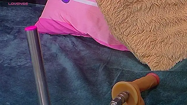 AryahMoonn online show from 06/05/26, 06:52