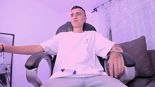 Ethann Boy online show from 03/19/26, 10:58