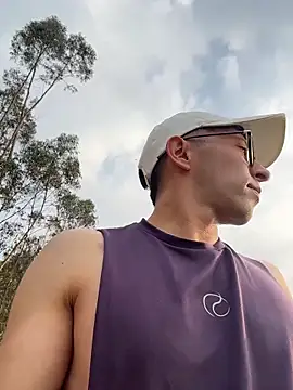 LeonBlazze online show from 03/24/26, 11:59