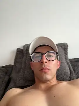 LeonBlazze online show from 04/06/26, 07:37