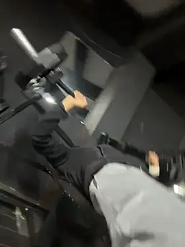 LeonBlazze online show from 04/08/26, 02:06