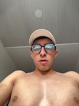 LeonBlazze online show from 04/09/26, 03:17