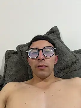 LeonBlazze online show from 04/10/26, 03:56