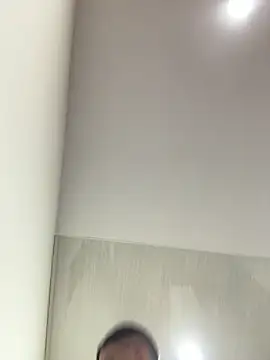 LeonBlazze online show from 04/12/26, 05:01