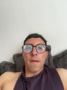 LeonBlazze online show from 04/15/26, 07:58