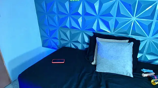 Sophia cleithon1 online show from 04/01/26, 08:39