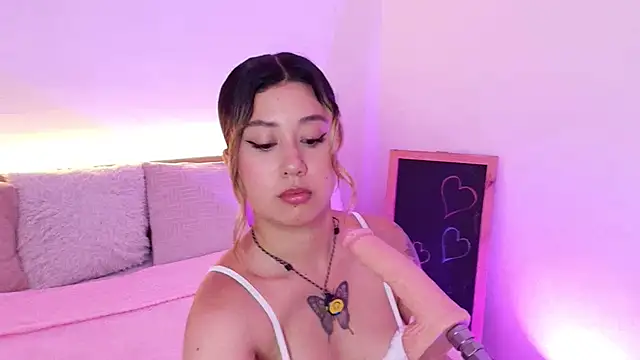 Snapshot of Amber_Palmer chatting on 03/29/26, 08:09 Amber Palmer online show from 03/29/26, 08:09