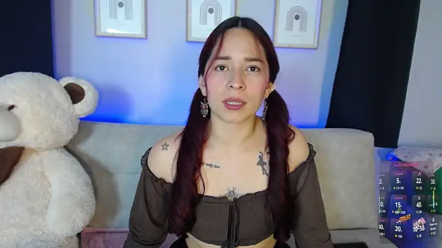 Venus Red 69 online show from 03/20/26, 09:19