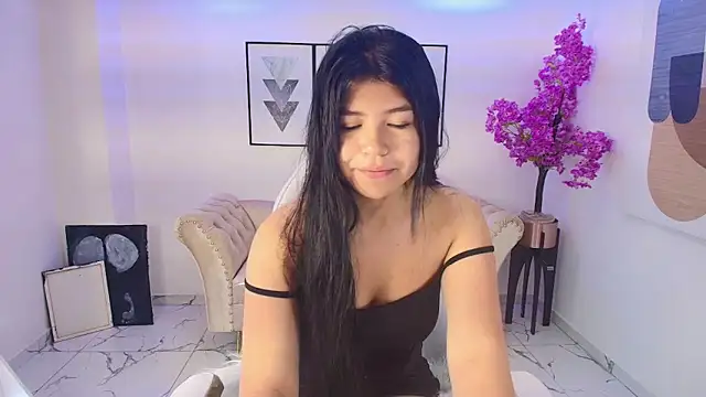 Snapshot of Kitty__meow chatting on 04/16/26, 12:39 Kitty meow online show from 04/16/26, 12:39