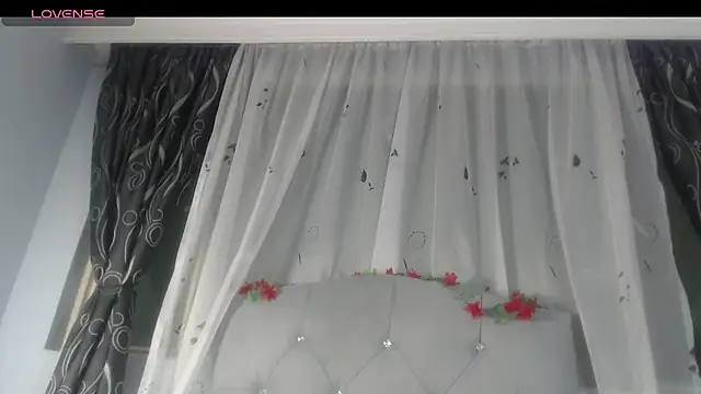 Snapshot of Victoria_Founta1 chatting on 07/19/26, 12:25 Victoria Founta1 online show from 07/19/26, 12:25