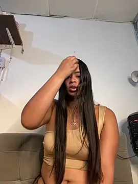 lucirganaxxx online show from 04/16/26, 04:24