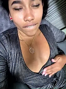 Snapshot of Miaa_sstar chatting on 04/12/26, 07:08 Miaa sstar online show from 04/12/26, 07:08