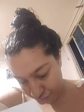 Scarlettt Kiss online show from 04/17/26, 04:59