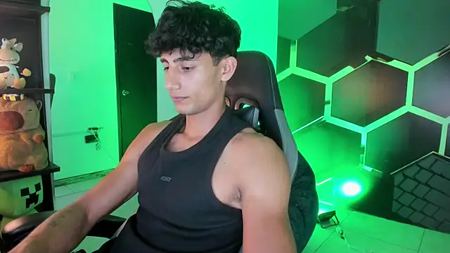 MaxiimoRomano  online show from 07/01/26, 07:24