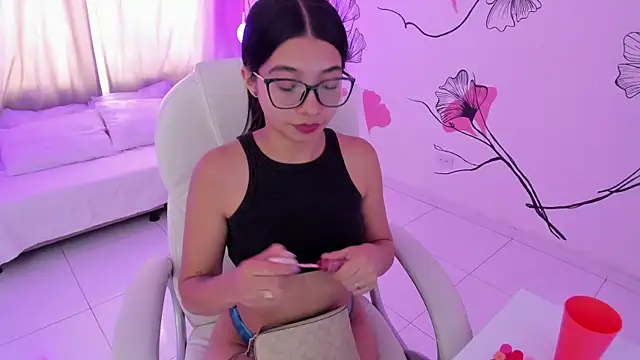 AishaNoor online show from 04/06/26, 07:26