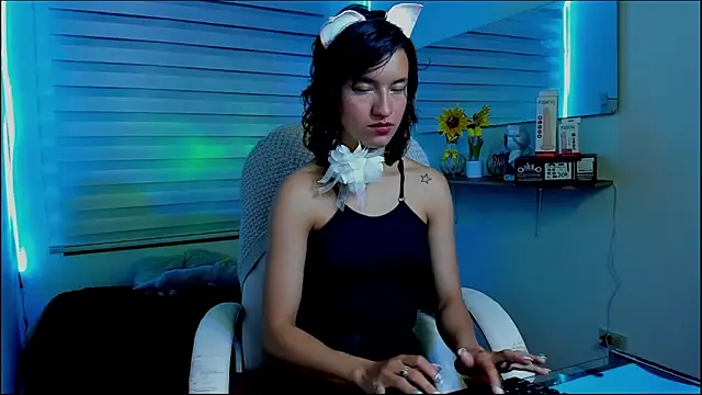 Clawdeen Hot online show from 04/06/26, 04:46