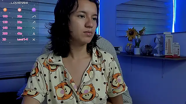 Clawdeen Hot online show from 04/16/26, 04:13