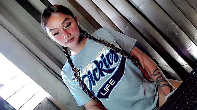 Jessicasfantasy online show from 03/18/26, 11:41