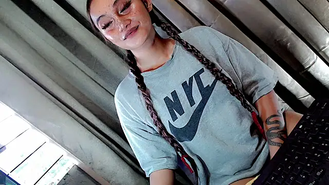 Jessicasfantasy online show from 03/21/26, 08:52