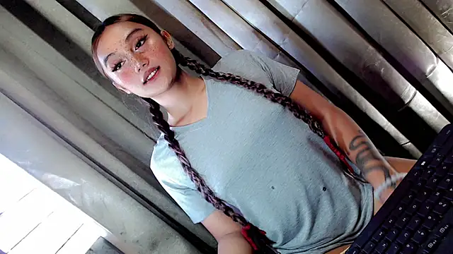 Jessicasfantasy online show from 03/23/26, 02:04