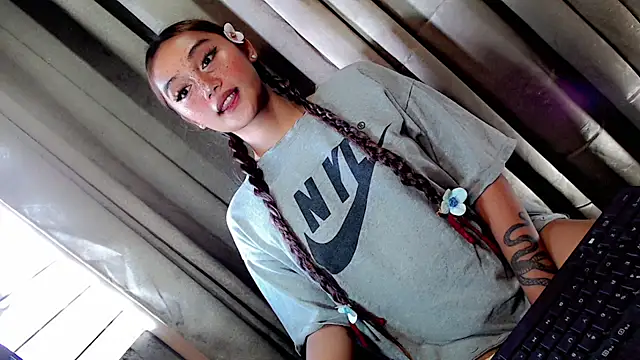 Jessicasfantasy online show from 03/30/26, 01:39