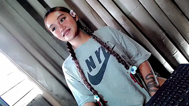 Jessicasfantasy online show from 04/01/26, 12:11