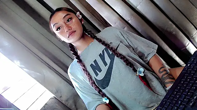 Jessicasfantasy online show from 04/02/26, 04:32