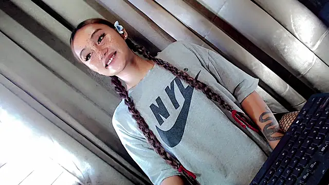 Jessicasfantasy online show from 04/10/26, 01:55