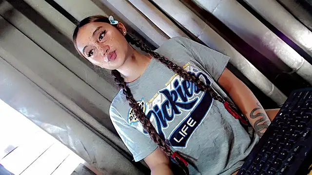 Jessicasfantasy online show from 04/11/26, 01:32