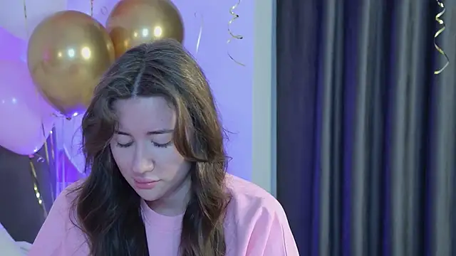 MeganStrane online show from 05/24/26, 06:07