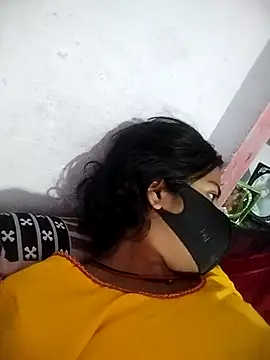 Pallavi cute online show from 04/14/26, 09:37