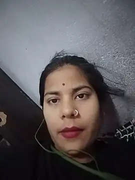 Pallavi cute online show from 06/15/26, 06:43