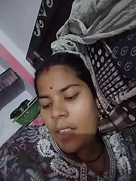 Pallavi cute online show from 08/06/26, 07:43