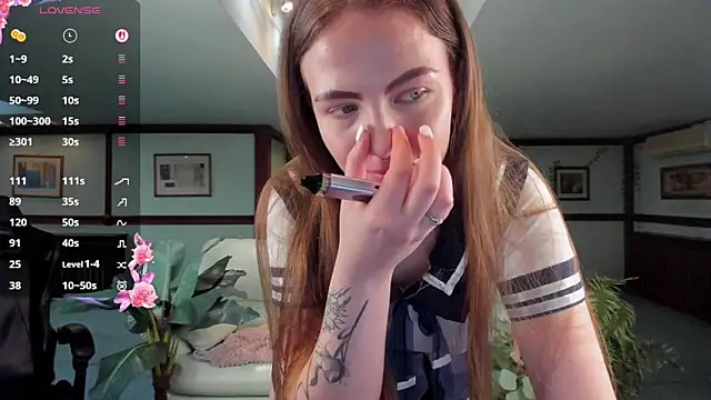 Snapshot of Kirarustle1 chatting on 04/06/26, 04:46 Kirarustle1 online show from 04/06/26, 04:46