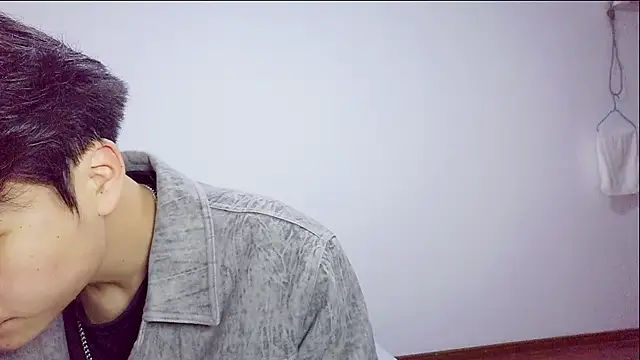 XX-XIUXIU online show from 04/05/26, 02:14