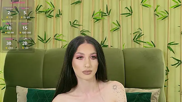 Snapshot of EllieJules chatting on 04/16/26, 03:51 EllieJules online show from 04/16/26, 03:51