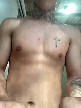 Snapshot of sgxtremm chatting on 04/10/26, 04:23 sgxtremm online show from 04/10/26, 04:23