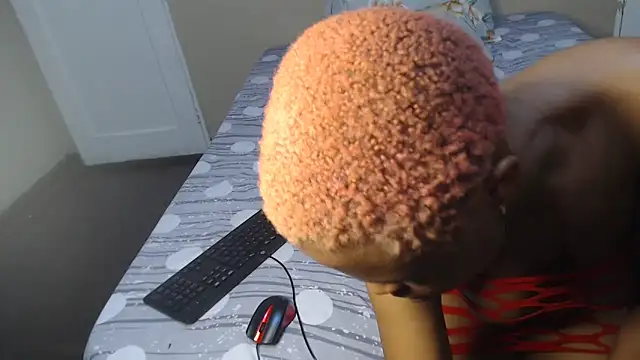 YourShySweetGal online show from 04/06/26, 08:32